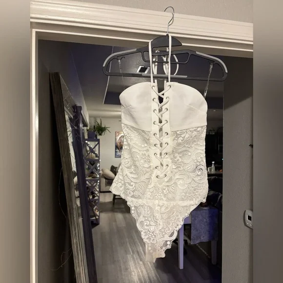 White Lace-Up Halter Bodysuit - Picture 1 of 15